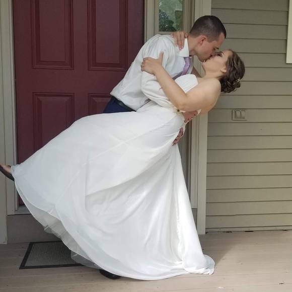 Meet your Posher, Victoria - Picture 1 of 1